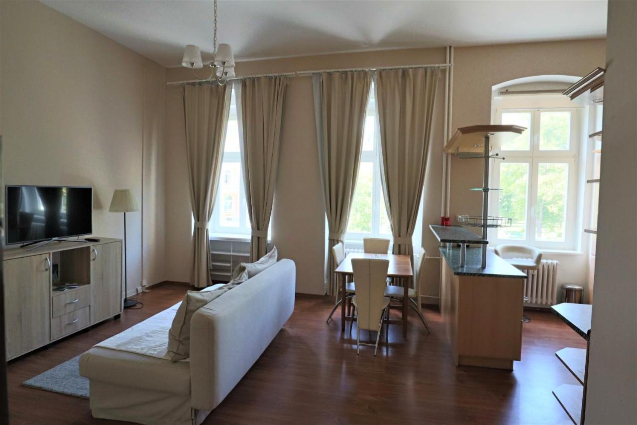 Apartment Termal การ์โลวีวารี ภายนอก รูปภาพ