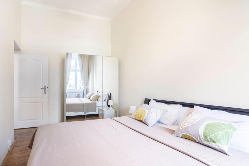 Apartment Termal การ์โลวีวารี ภายนอก รูปภาพ