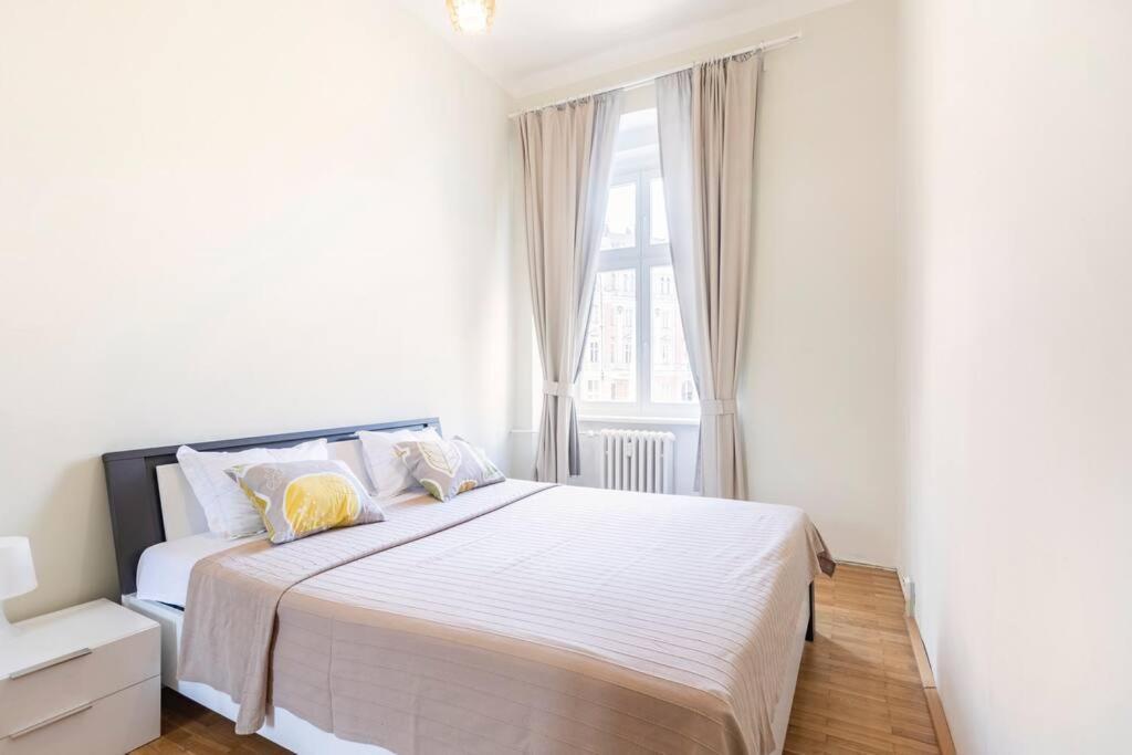 Apartment Termal การ์โลวีวารี ภายนอก รูปภาพ
