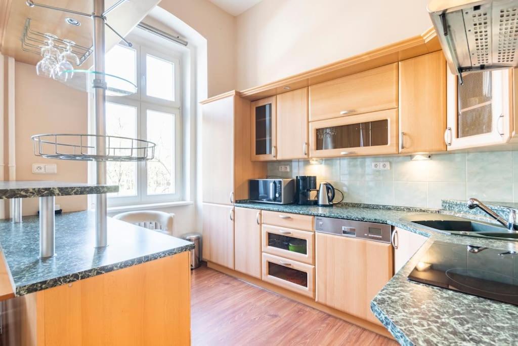 Apartment Termal การ์โลวีวารี ภายนอก รูปภาพ