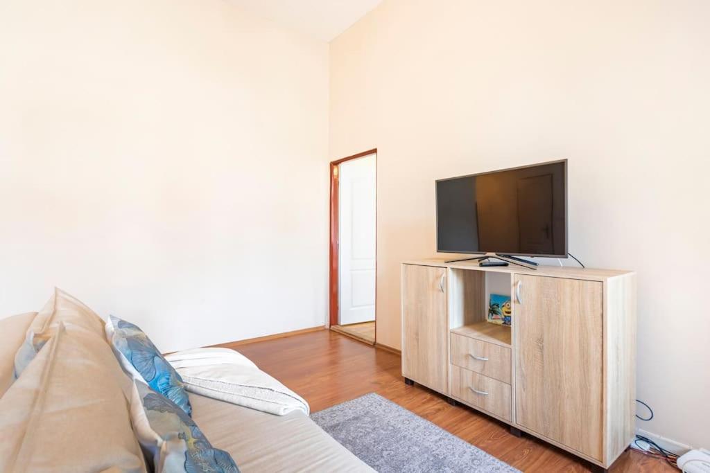 Apartment Termal การ์โลวีวารี ภายนอก รูปภาพ